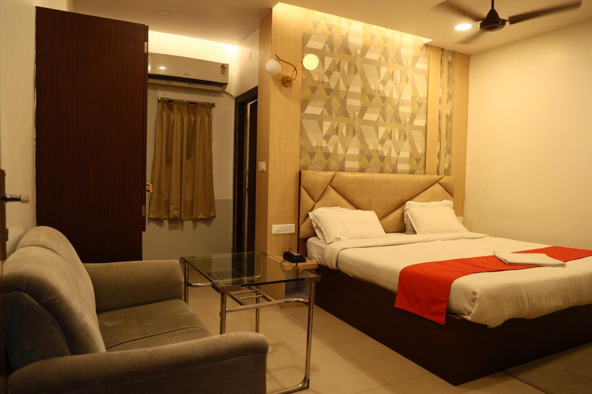 Hotel Bhubaneswari Classic Brahmapur Εξωτερικό φωτογραφία
