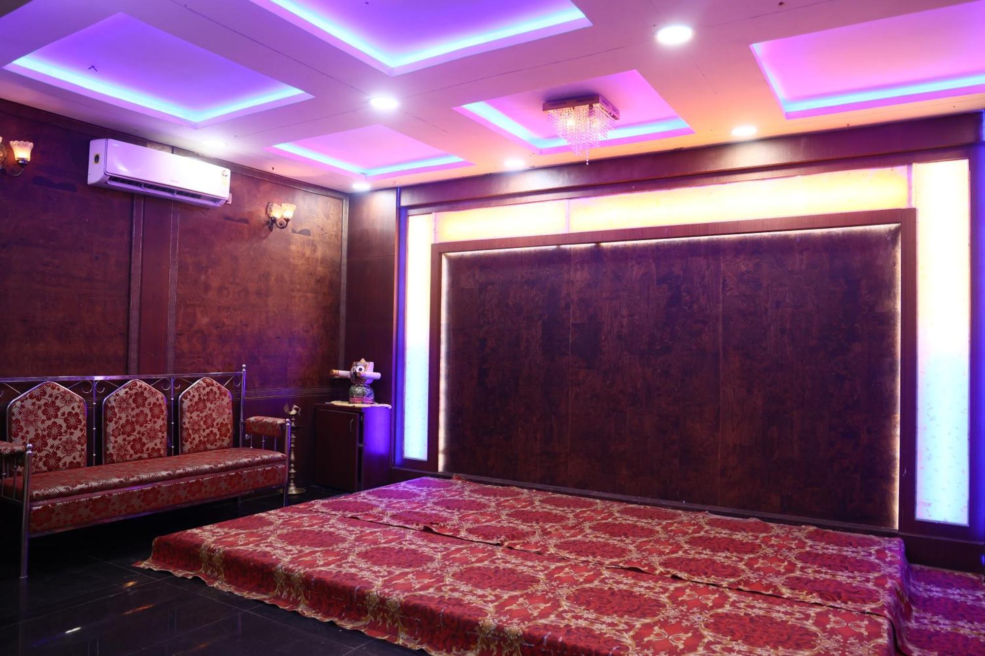 Hotel Bhubaneswari Classic Brahmapur Εξωτερικό φωτογραφία