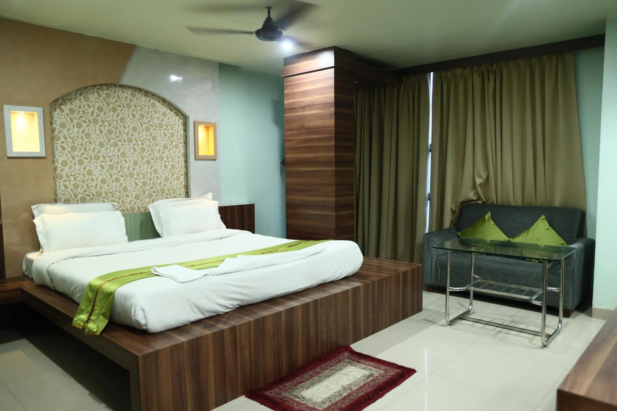 Hotel Bhubaneswari Classic Brahmapur Εξωτερικό φωτογραφία