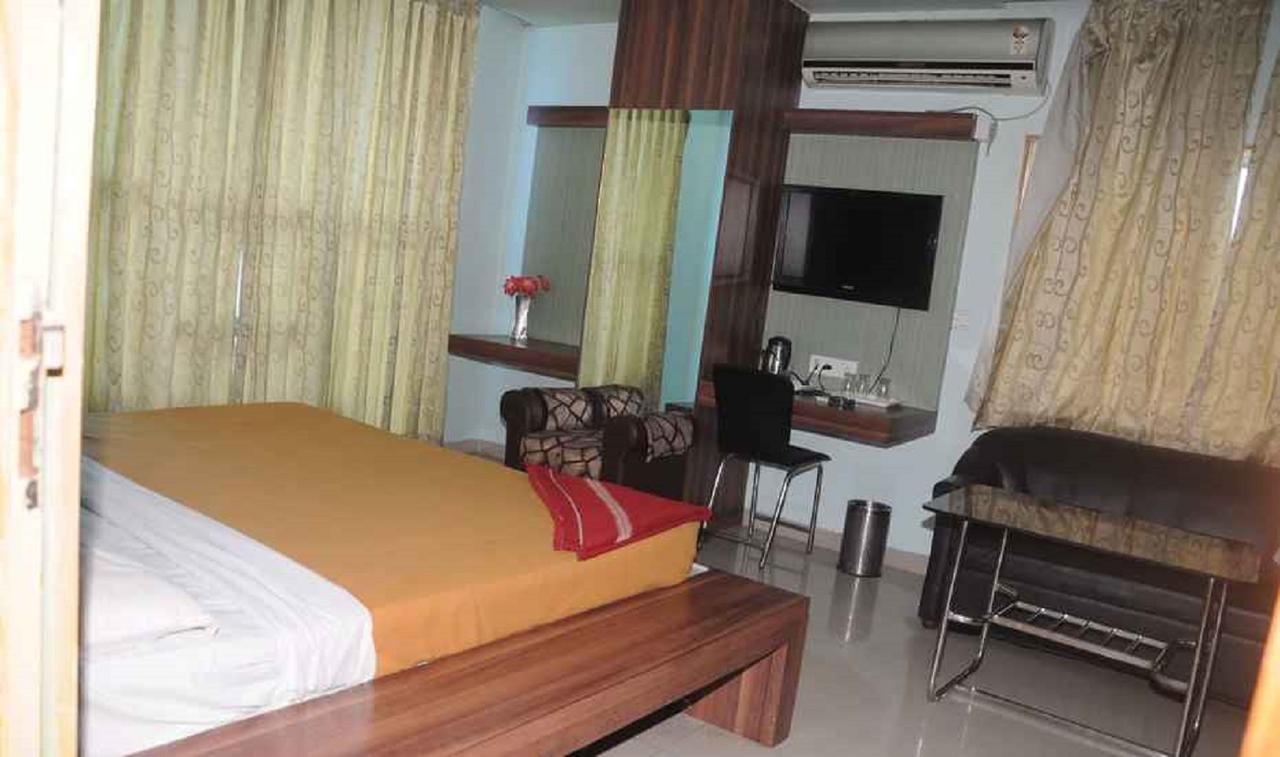 Hotel Bhubaneswari Classic Brahmapur Εξωτερικό φωτογραφία